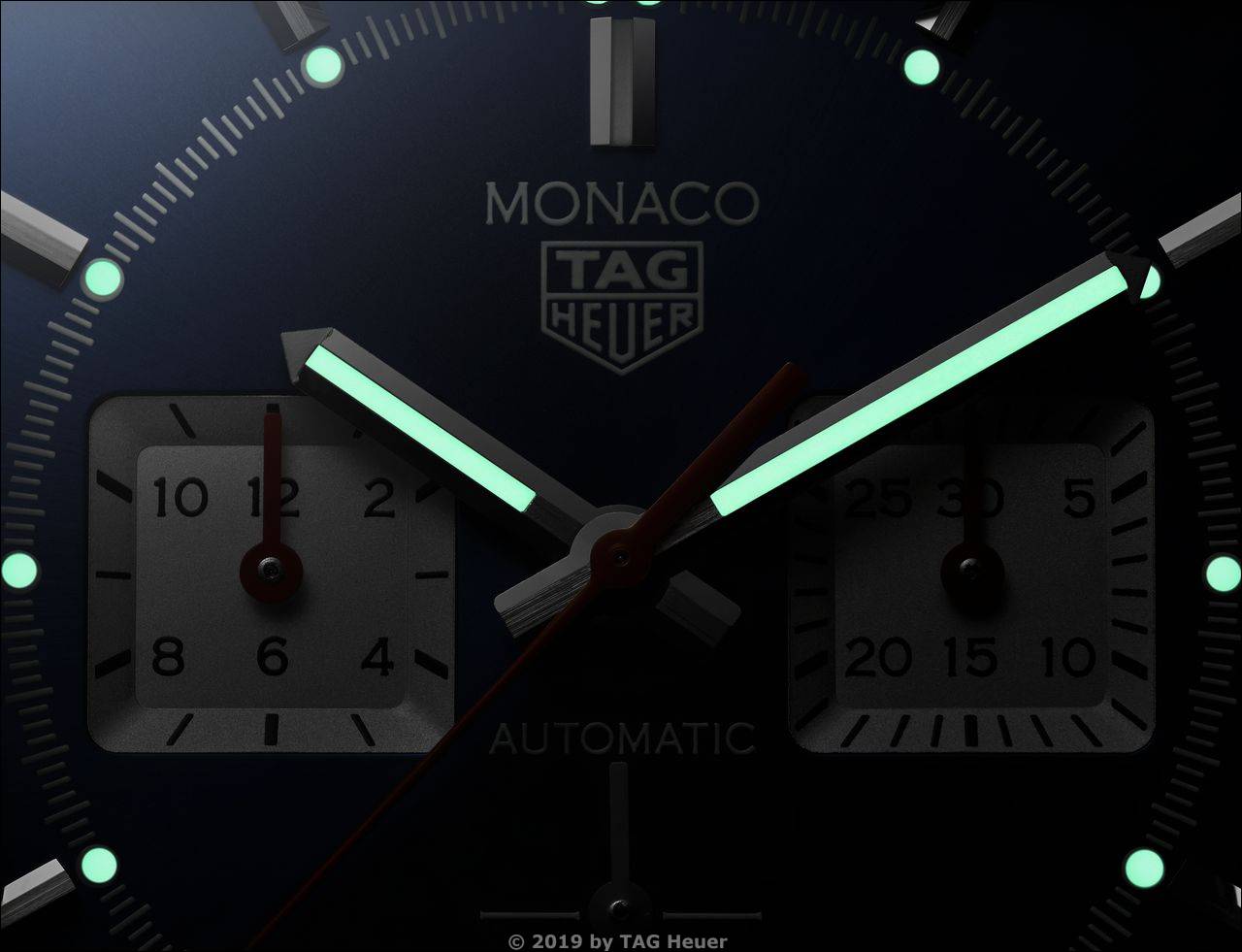 TAG Heuer: Die erste Monaco mit hauseigenem Calibre Heuer 02 Manufakturwerk feiert ihr Debüt